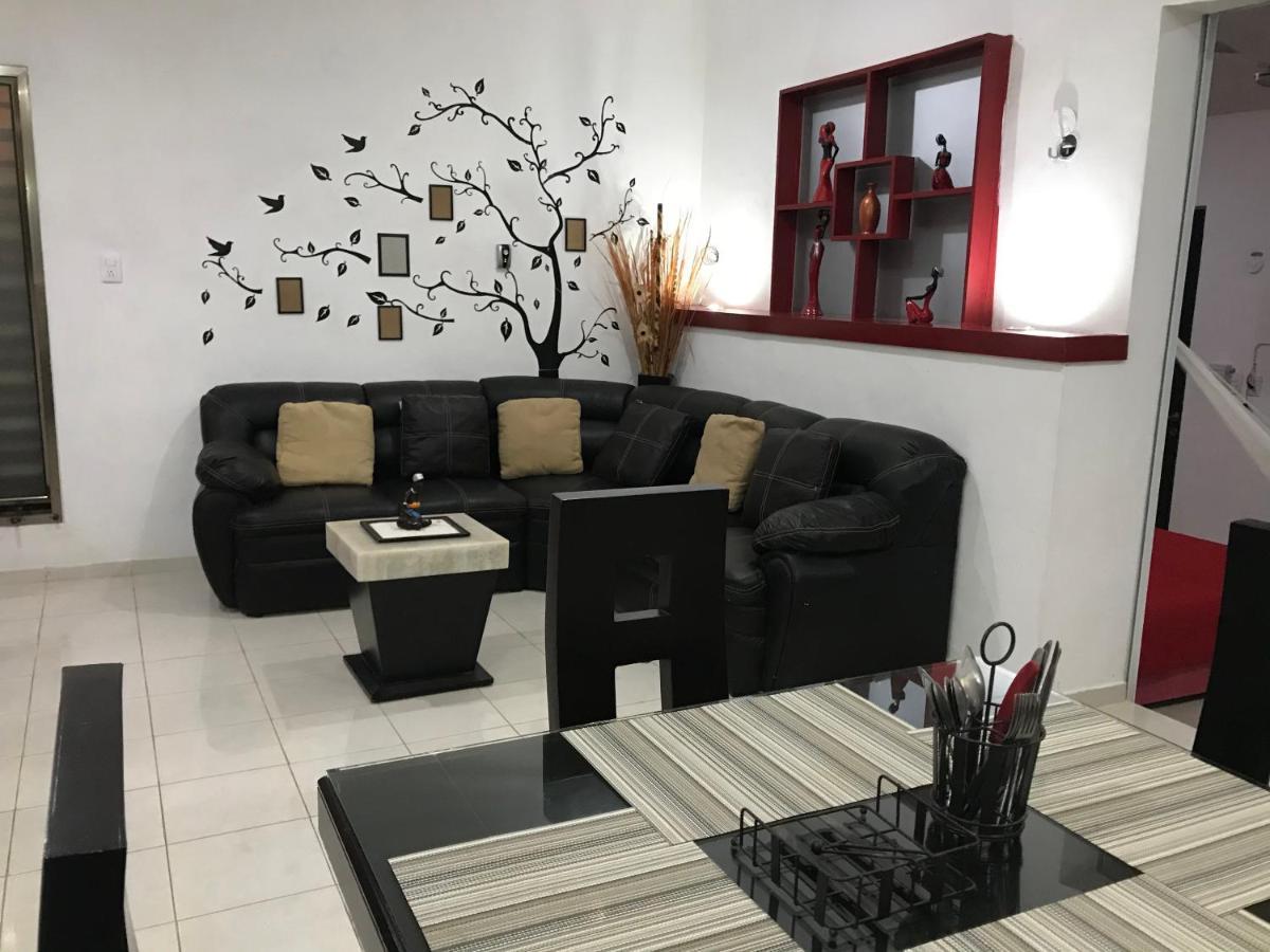 Casa Lili 2: Luxurious/Amplio/Hot Water/Economic/Wifi/Tv Apartment Valladolid  Ngoại thất bức ảnh