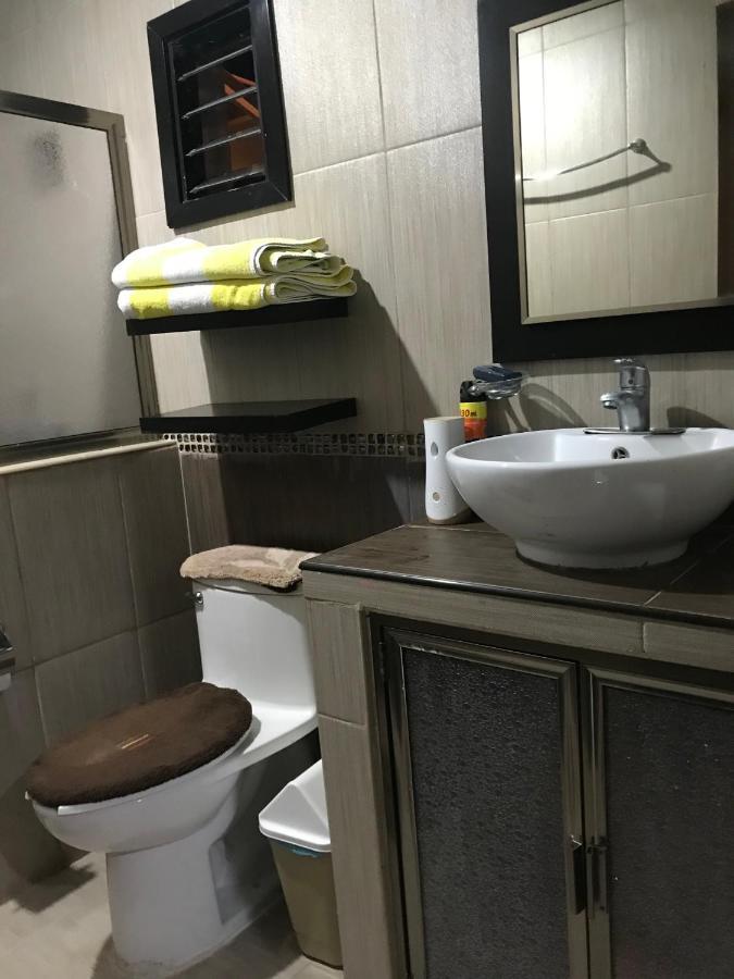 Casa Lili 2: Luxurious/Amplio/Hot Water/Economic/Wifi/Tv Apartment Valladolid  Ngoại thất bức ảnh
