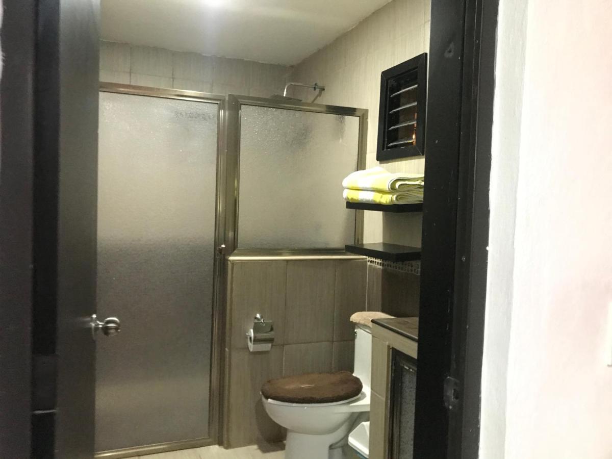 Casa Lili 2: Luxurious/Amplio/Hot Water/Economic/Wifi/Tv Apartment Valladolid  Ngoại thất bức ảnh