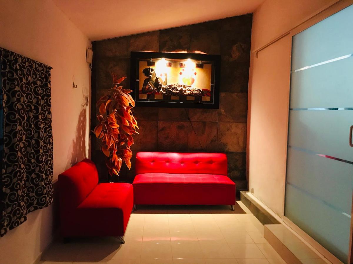 Casa Lili 2: Luxurious/Amplio/Hot Water/Economic/Wifi/Tv Apartment Valladolid  Ngoại thất bức ảnh